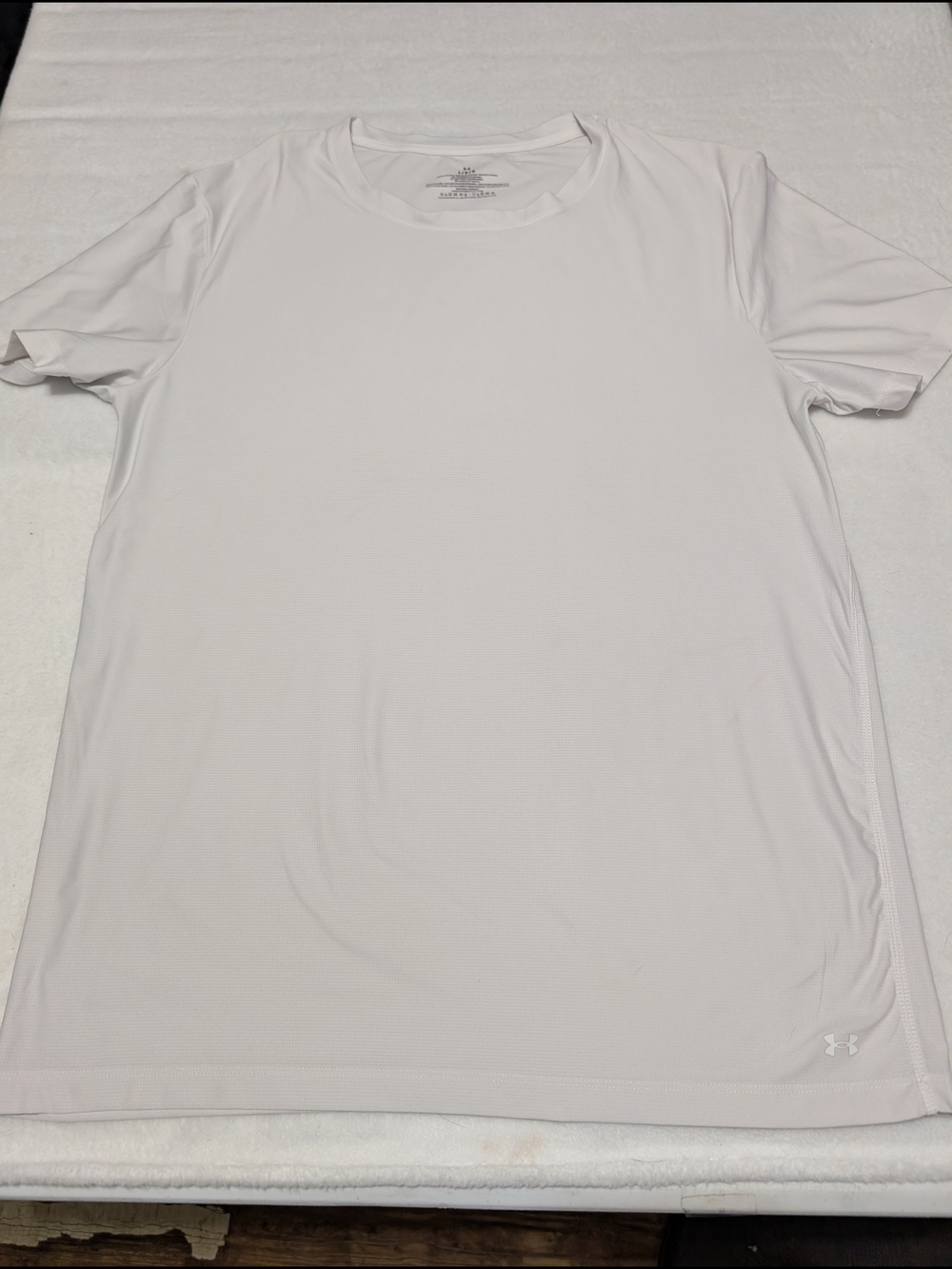 Under‎ Armour White Short Sleeve Performance Tee Cheer Dance Size L